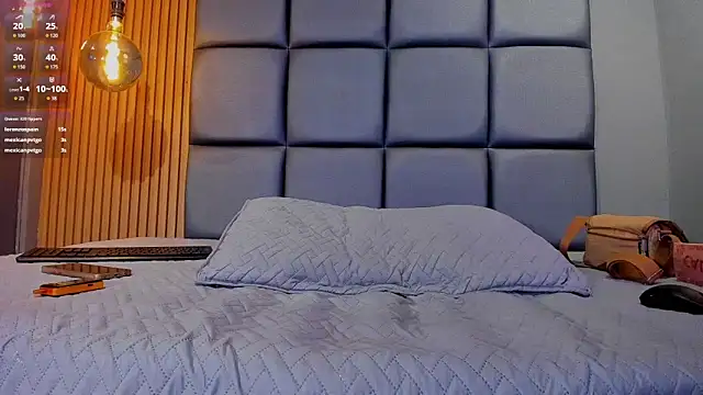 Snapshot of HOTTY_RED_ chatting on September 15, 7:25 pm HOTTY RED  online show from September 15, 7:25 pm