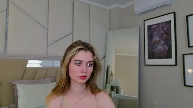 Snapshot of MarybethSnow chatting on January 18, 4:10 pm MarybethSnow online show from January 18, 4:10 pm