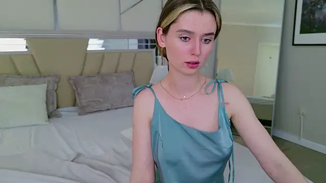 Snapshot of MarybethSnow chatting on January 25, 11:00 pm MarybethSnow online show from January 25, 11:00 pm