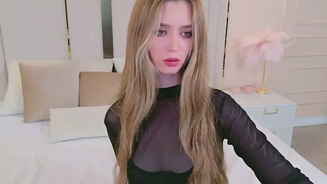 Snapshot of MarybethSnow chatting on October 14, 5:25 pm MarybethSnow online show from October 14, 5:25 pm