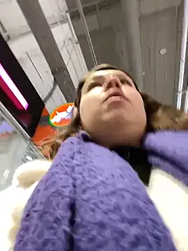 SuzieMurray online show from December 4, 9:18 am