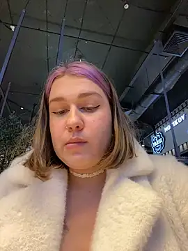 SuzieMurray online show from December 20, 1:00 pm