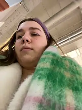 SuzieMurray online show from January 15, 9:13 am