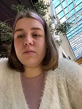 SuzieMurray online show from January 16, 12:20 pm