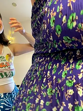 SuzieMurray online show from November 4, 12:37 pm