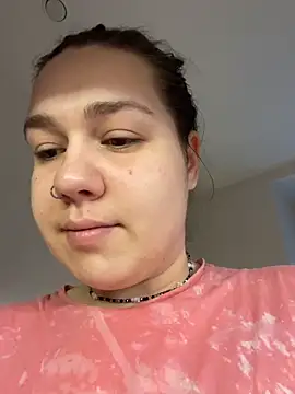 SuzieMurray online show from November 26, 6:25 am