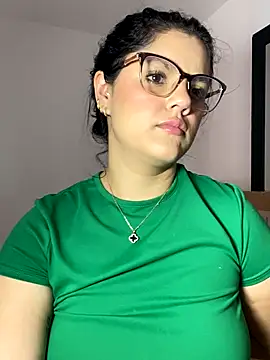 kimberlyhills1 online show from October 21, 7:36 pm