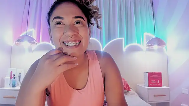 Snapshot of Laurentdupont04 chatting on September 12, 3:17 am Laurentdupont04 online show from September 12, 3:17 am