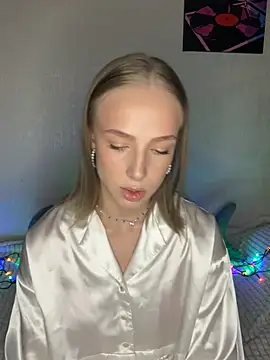 CaseyStar online show from December 28, 1:49 pm