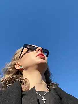 CaseyStar online show from January 10, 10:17 am