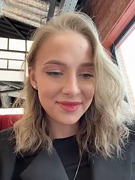 CaseyStar online show from March 3, 9:44 am