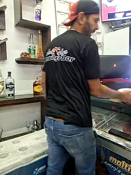 Alsaud1106 online show from March 11, 8:20 pm