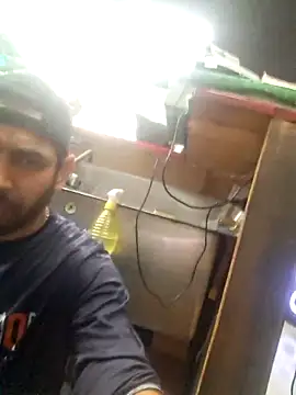 Alsaud1106 online show from December 13, 9:31 pm