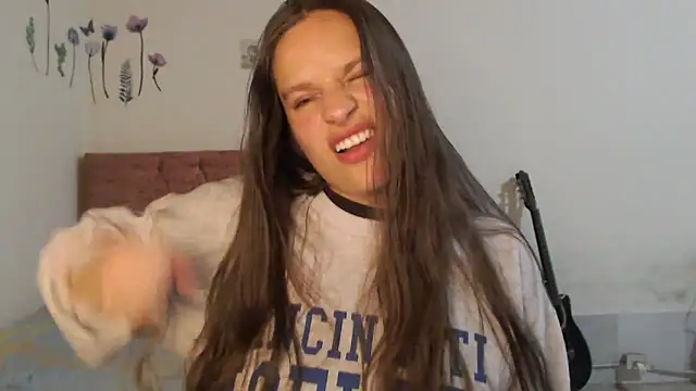 Snapshot of Serenity chatting on November 1, 1:18 am Serenity online show from November 1, 1:18 am