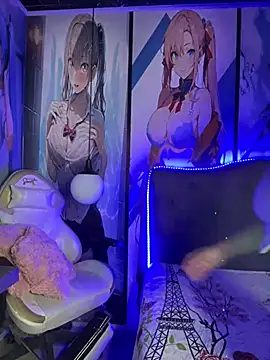 Im Little online show from January 12, 12:33 pm