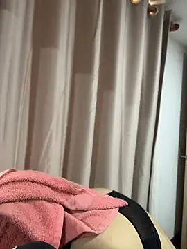 Tatiana O online show from April 27, 1:09 pm