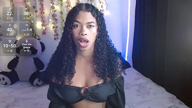 Snapshot of Shenna_brunette_ chatting on September 22, 8:22 pm Shenna brunette online show from September 22, 8:22 pm