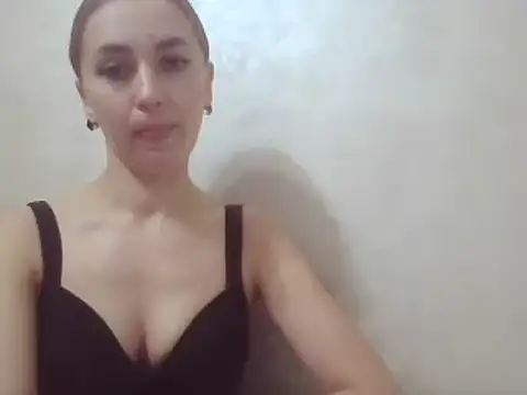 CaitlinaJayne23 online show from February 8, 4:14 am