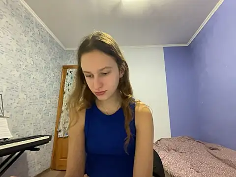 Snapshot of Eva_Angel3 chatting on December 8, 3:24 pm Eva Angel3 online show from December 8, 3:24 pm