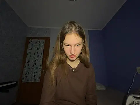 Snapshot of Eva_Angel3 chatting on December 13, 3:43 pm Eva Angel3 online show from December 13, 3:43 pm