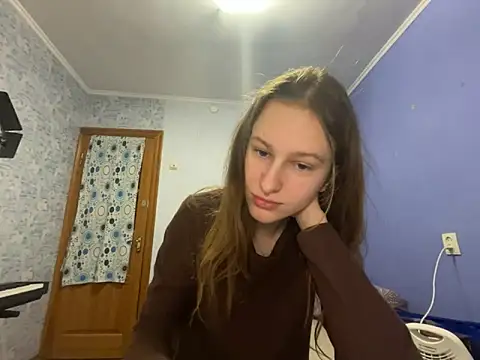 Snapshot of Eva_Angel3 chatting on December 14, 5:36 pm Eva Angel3 online show from December 14, 5:36 pm