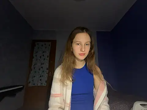 Snapshot of Eva_Angel3 chatting on December 17, 4:21 pm Eva Angel3 online show from December 17, 4:21 pm