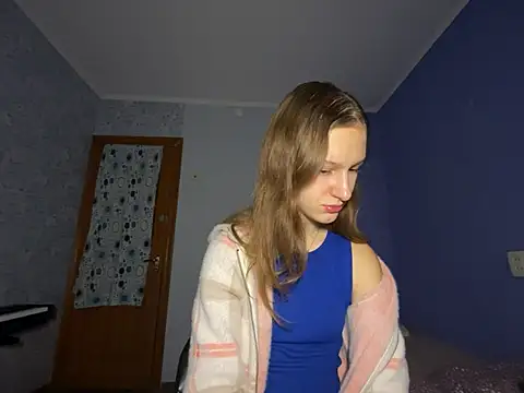 Snapshot of Eva_Angel3 chatting on December 18, 3:55 pm Eva Angel3 online show from December 18, 3:55 pm