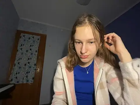 Snapshot of Eva_Angel3 chatting on December 20, 5:40 pm Eva Angel3 online show from December 20, 5:40 pm