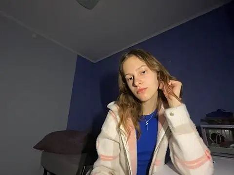 Snapshot of Eva_Angel3 chatting on December 28, 5:03 pm Eva Angel3 online show from December 28, 5:03 pm