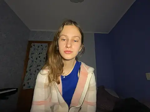 Snapshot of Eva_Angel3 chatting on January 16, 7:10 pm Eva Angel3 online show from January 16, 7:10 pm