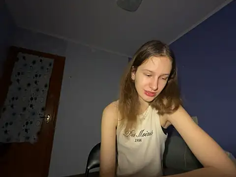 Snapshot of Eva_Angel3 chatting on February 7, 6:24 pm Eva Angel3 online show from February 7, 6:24 pm