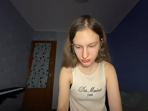 Snapshot of Eva_Angel3 chatting on February 18, 6:58 pm Eva Angel3 online show from February 18, 6:58 pm