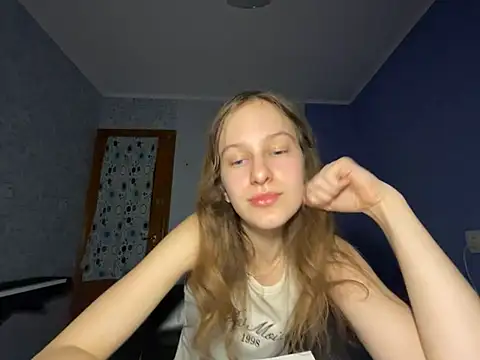Snapshot of Eva_Angel3 chatting on February 28, 7:14 pm Eva Angel3 online show from February 28, 7:14 pm