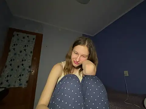 Snapshot of Eva_Angel3 chatting on March 1, 7:48 pm Eva Angel3 online show from March 1, 7:48 pm