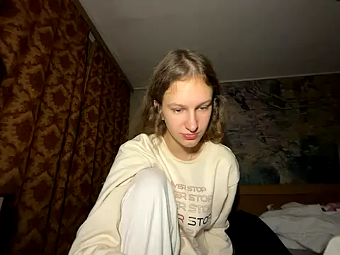 Snapshot of Eva_Angel3 chatting on October 2, 7:21 pm Eva Angel3 online show from October 2, 7:21 pm