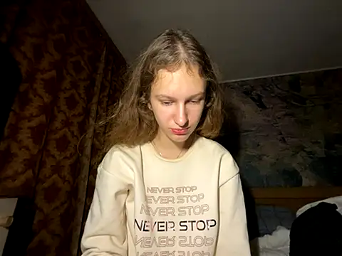 Snapshot of Eva_Angel3 chatting on October 3, 6:49 pm Eva Angel3 online show from October 3, 6:49 pm