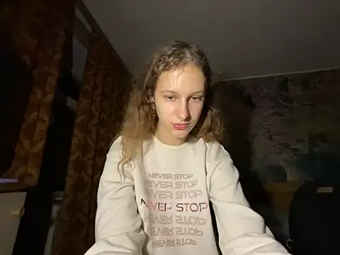 Snapshot of Eva_Angel3 chatting on October 9, 5:11 pm Eva Angel3 online show from October 9, 5:11 pm