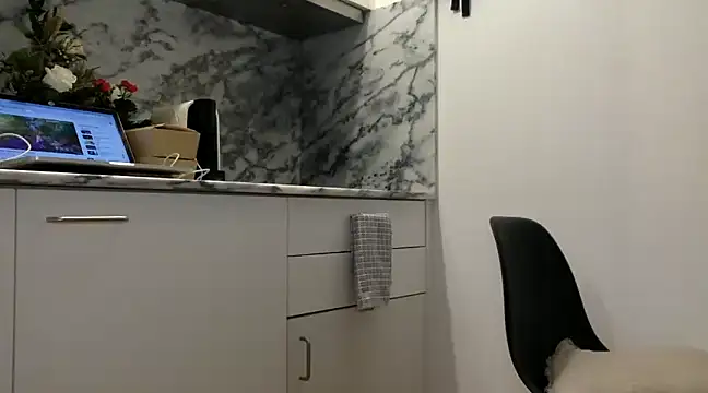 brazilianbbinuk online show from March 10, 7:53 am