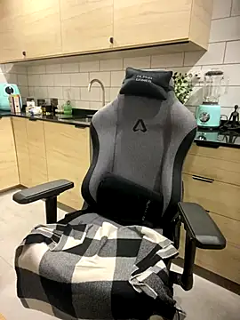 brazilianbbinuk online show from September 8, 8:52 pm