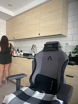 brazilianbbinuk online show from October 7, 8:55 am