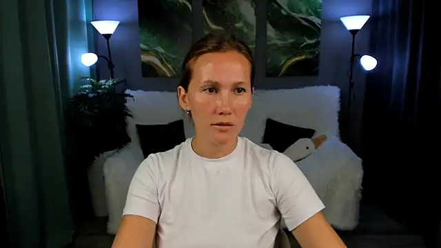 MichelleOrtis online show from September 17, 12:51 pm