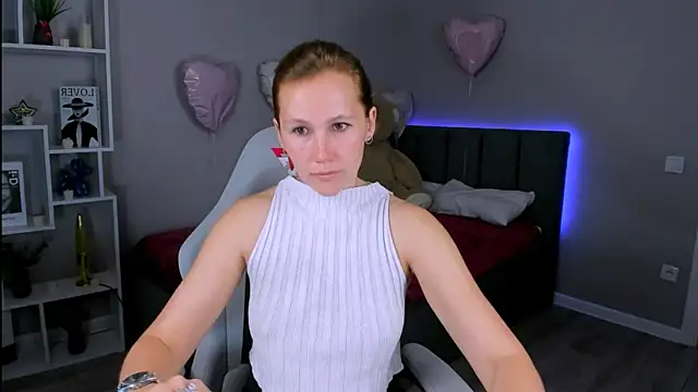 MichelleOrtis online show from March 25, 8:20 am