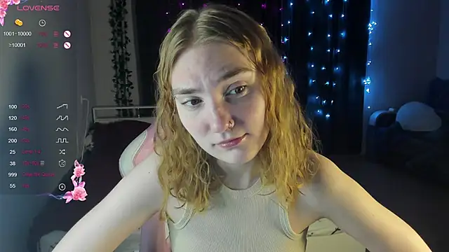 Snapshot of ReddHotPipper chatting on February 26, 1:11 am ReddHotPipper online show from February 26, 1:11 am