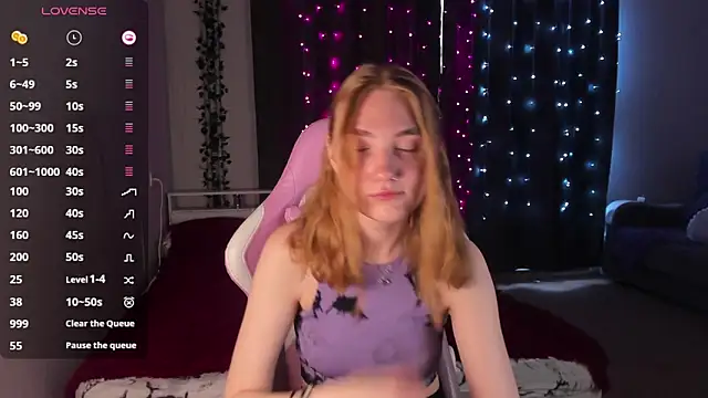 Snapshot of ReddHotPipper chatting on March 20, 1:13 am ReddHotPipper online show from March 20, 1:13 am