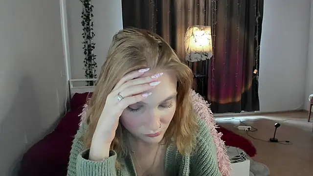 Snapshot of ReddHotPipper chatting on September 11, 2:22 am ReddHotPipper online show from September 11, 2:22 am