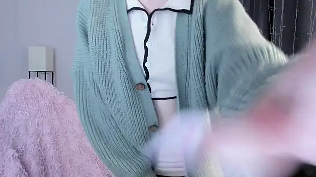 Snapshot of ReddHotPipper chatting on September 30, 2:38 am ReddHotPipper online show from September 30, 2:38 am