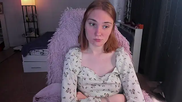 ReddHotPipper online show from April 8, 4:01 am