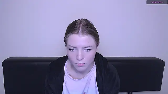 MissOliviaa  online show from December 16, 11:22 am