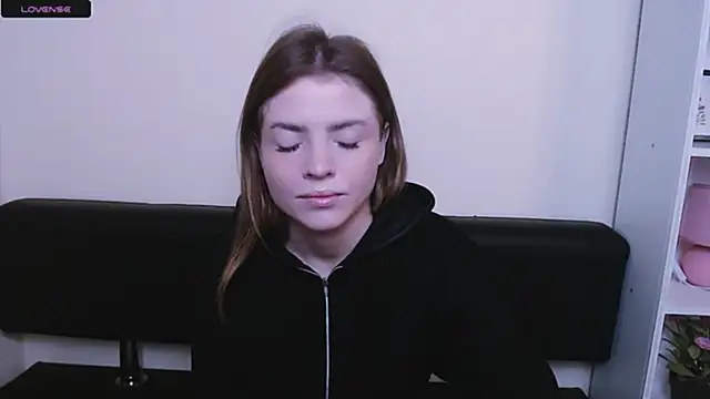 MissOliviaa  online show from January 8, 7:24 am