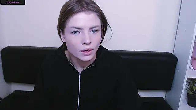 MissOliviaa  online show from January 8, 11:10 am